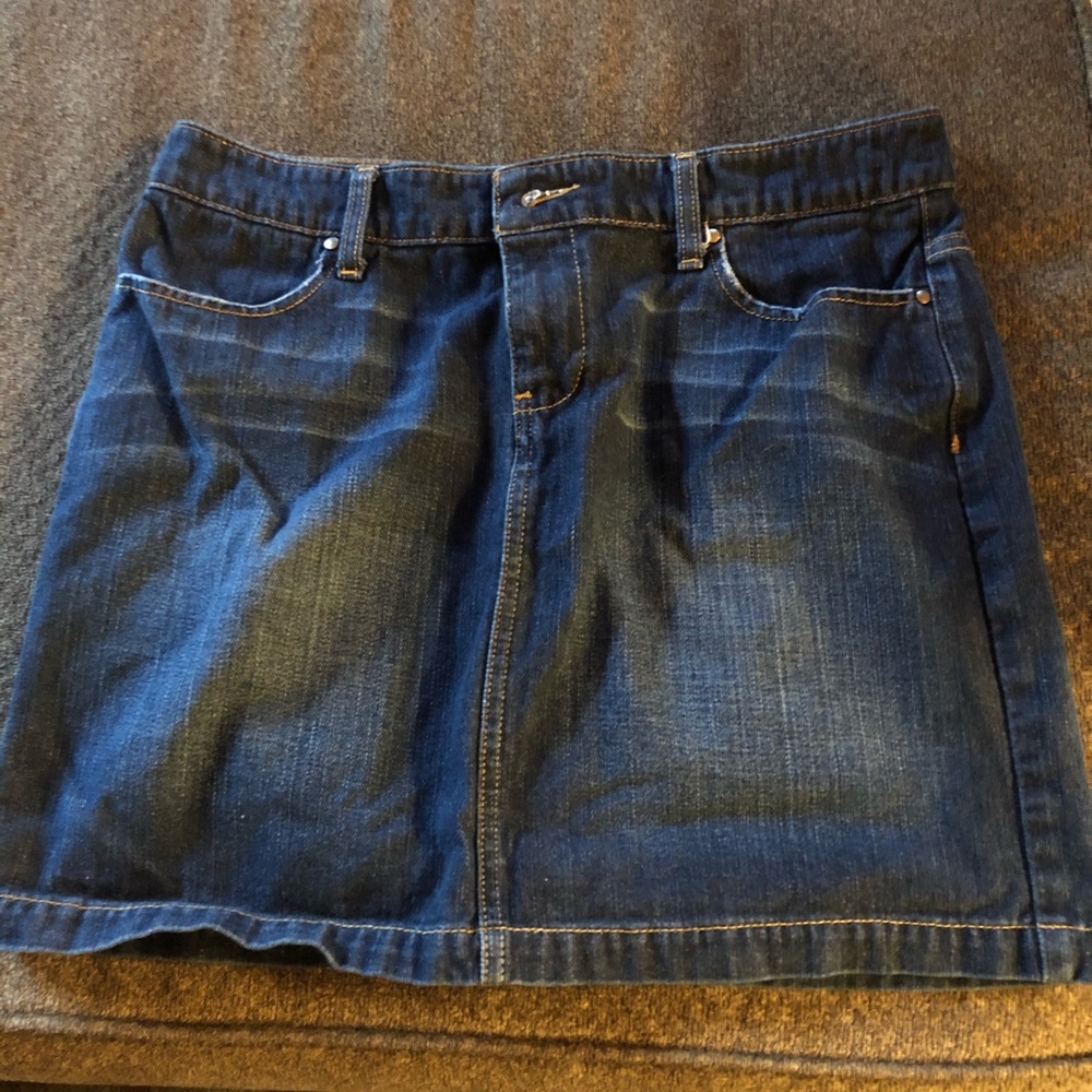 Tommy Skirt